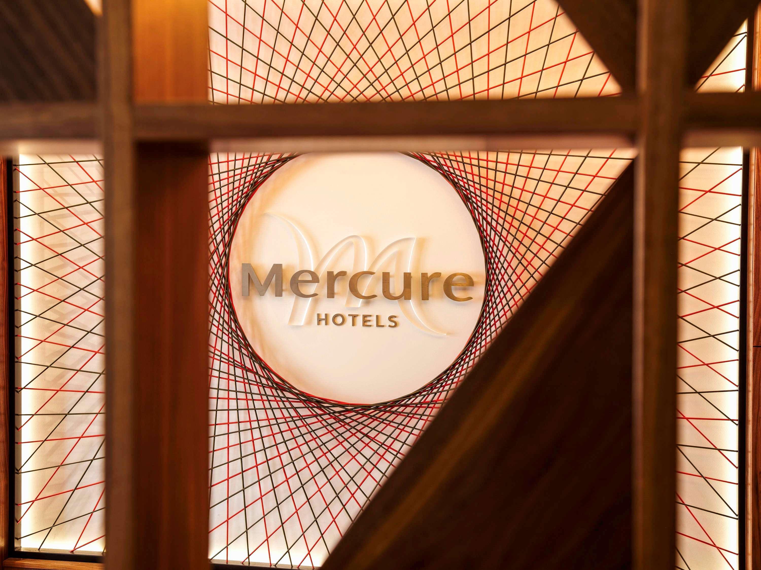Mercure Leeds Centre Hotel Exterior photo